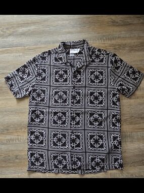 LEVEL TEN Men's Casual Black & White Printed Short-Sleeve Button-Down Shirt